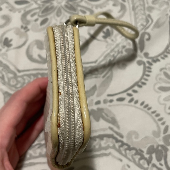 Coach Poppy Sequin Pearl White Zip Wristlet Small - Picture 4 of 9